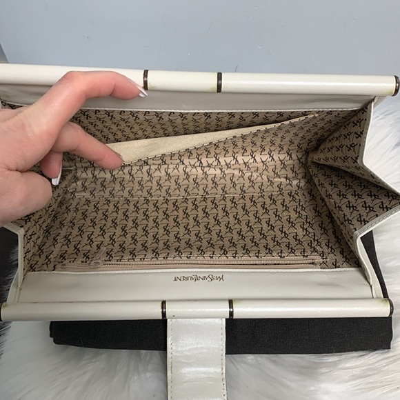 Authentic YSL white leather large clutch e dustbag - Picture 13 of 17